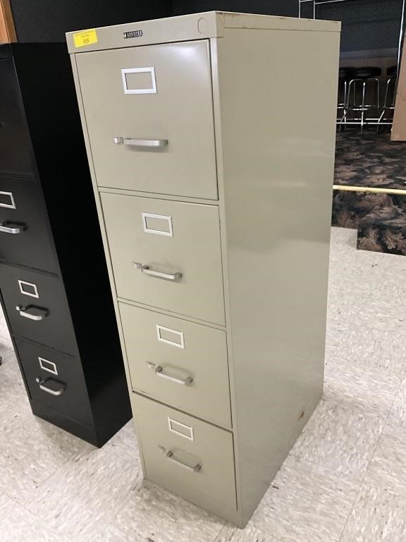 4 drawer File Cabinet