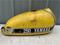 Yamaha 250 metal petrol tank