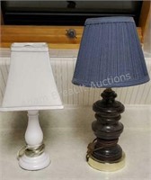 3 small table lamps