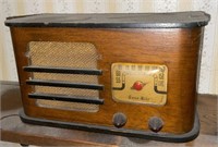 1940's Meck Tone-Rite Model CA-500 Tube Radio