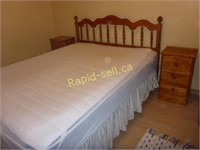 Queen Size Bed & Side Tables
