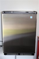 Maxximum MAX BC52SD Refrigerator