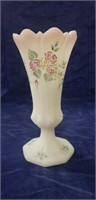 (1) Fenton Vase (6" Tall)