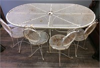 VINTAGE METAL PATIO TABLE & 4 CHAIRS