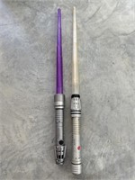 2 vintage Star Wars Light Sabers