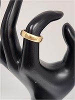 18k Gold Ring Size 6 2.4g