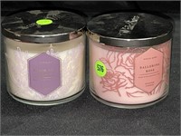 2 WHITE BARN 3 WICK CANDLES