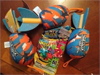 3 Water Soakers & Water Balloons