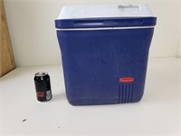 Rubbermaid Cooler