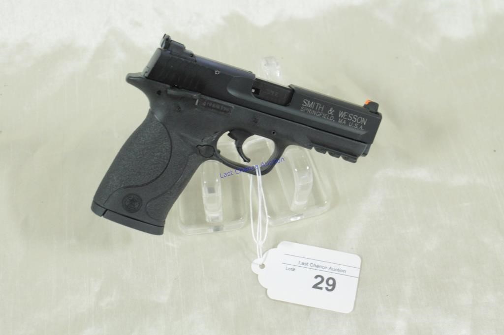 Smith & Wesson M&P22 Compact .22lr Pistol Use