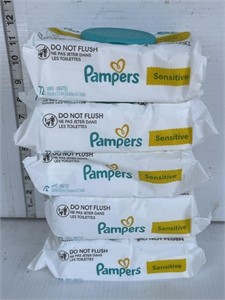 Lot of pampers sensitive wipes