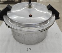 Pressure cooker / canner