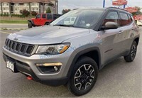 2019 Jeep Compass Trailhawk only 1792 miles!!!