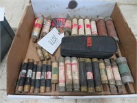 Box Lot: Fuses