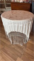 Square lace tablecloth