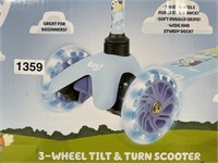 BLUEY 3 WHEEL TILT / TURN SCOOTER RETAIL $60