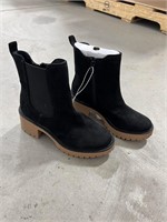 Black Platform Boots Size 6 1/2
