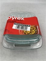 NEW Pyrex Easy Grab Glass Baking Dish W/ Lids