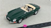 Burago 1/18 scale 1961 Jaguar