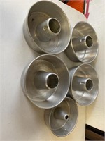 5 Medium & small Bunt Cake Pans