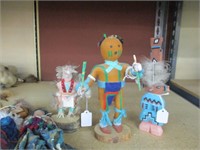 Lot of Vintage Native American kachinas and Dolls