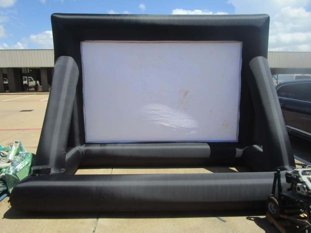 14ft Inflatable Outdoor Projector 140" Screen