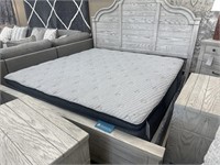 King Beautyrest Harmony Mattress and Foundation