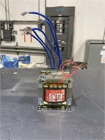 Small Isolating Safety Transformer