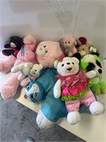 Lot of plushies