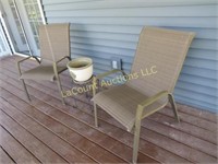 patio chairs and table w planter