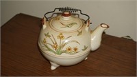 Vintage Freorverts 3 Footed Teapot