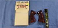 Uncle Mike's S&W #59005 Square Butt Grips