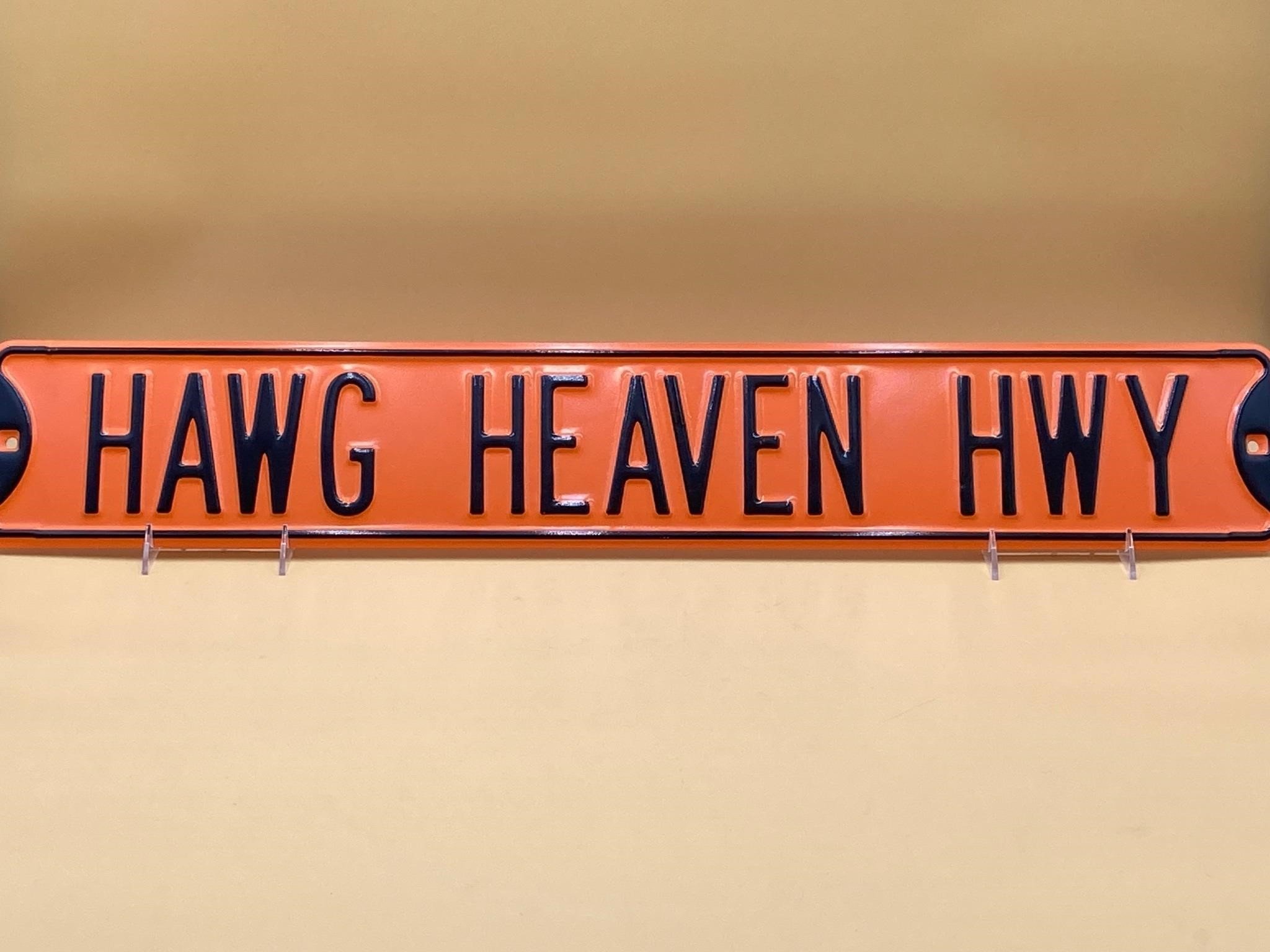 Hawg Heaven Hwy Sign