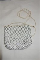 WHITING AND DAVIS LADIES WHITE MESH EVENING BAG