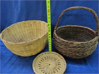 2 large baskets