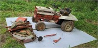 Gravely  812 lawn tractor not running set for
