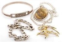 A group of sterling silver jewellery