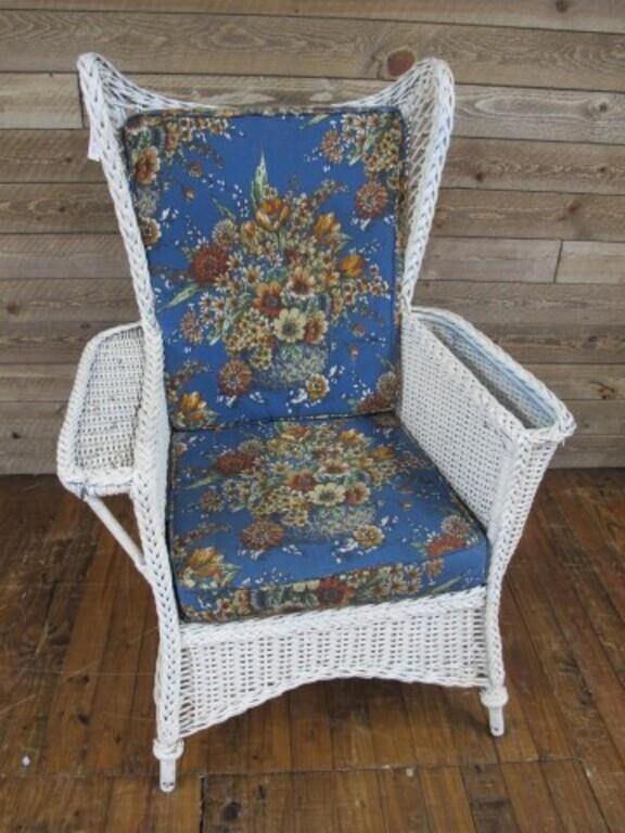 WICKER CHAIR WITH SIDE POCKET  35W 25D 42H