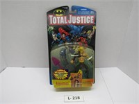 Total Justice Figure Aquaman