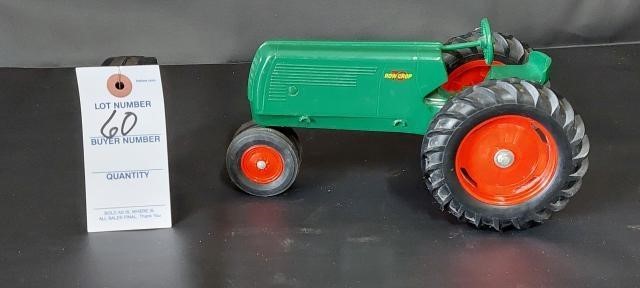 Oliver 70 Row Crop 1/16th Scale Tractor