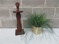 Greenery & Wooden Paper Towel Holder