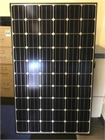 HYUNDAI 39"x65" Solar Panel