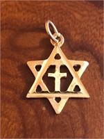 14K Gold Star of David Religious Pendant