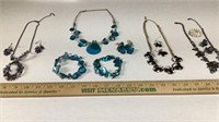 4 Sets Necklace and Earrings