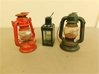 3 Miniature lanterns
