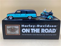 Chevrolet Suburban & Harley Softail Diecast Set