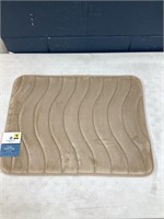 Comfort bay foam bath rug