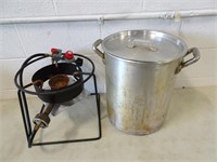 Propane Cooker with Frying Lidded Pot - Untested