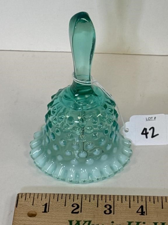 FENTON GLASS & COLLECTIBLES AUCTION