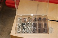 Plastic Organizer of Wing Nuts & Square Set Screws